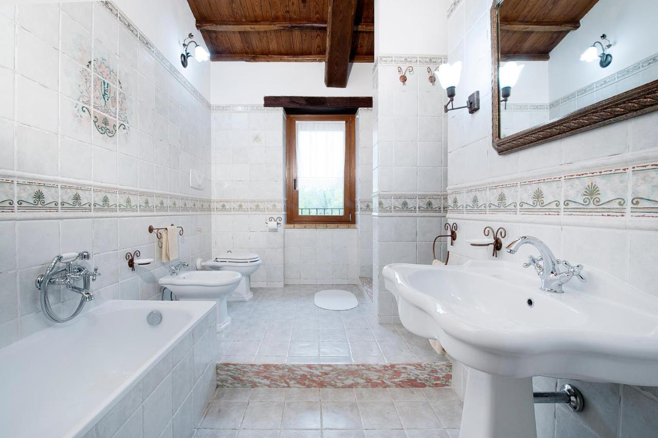 Casale Le Orme Bed and Breakfast Todi Exteriör bild