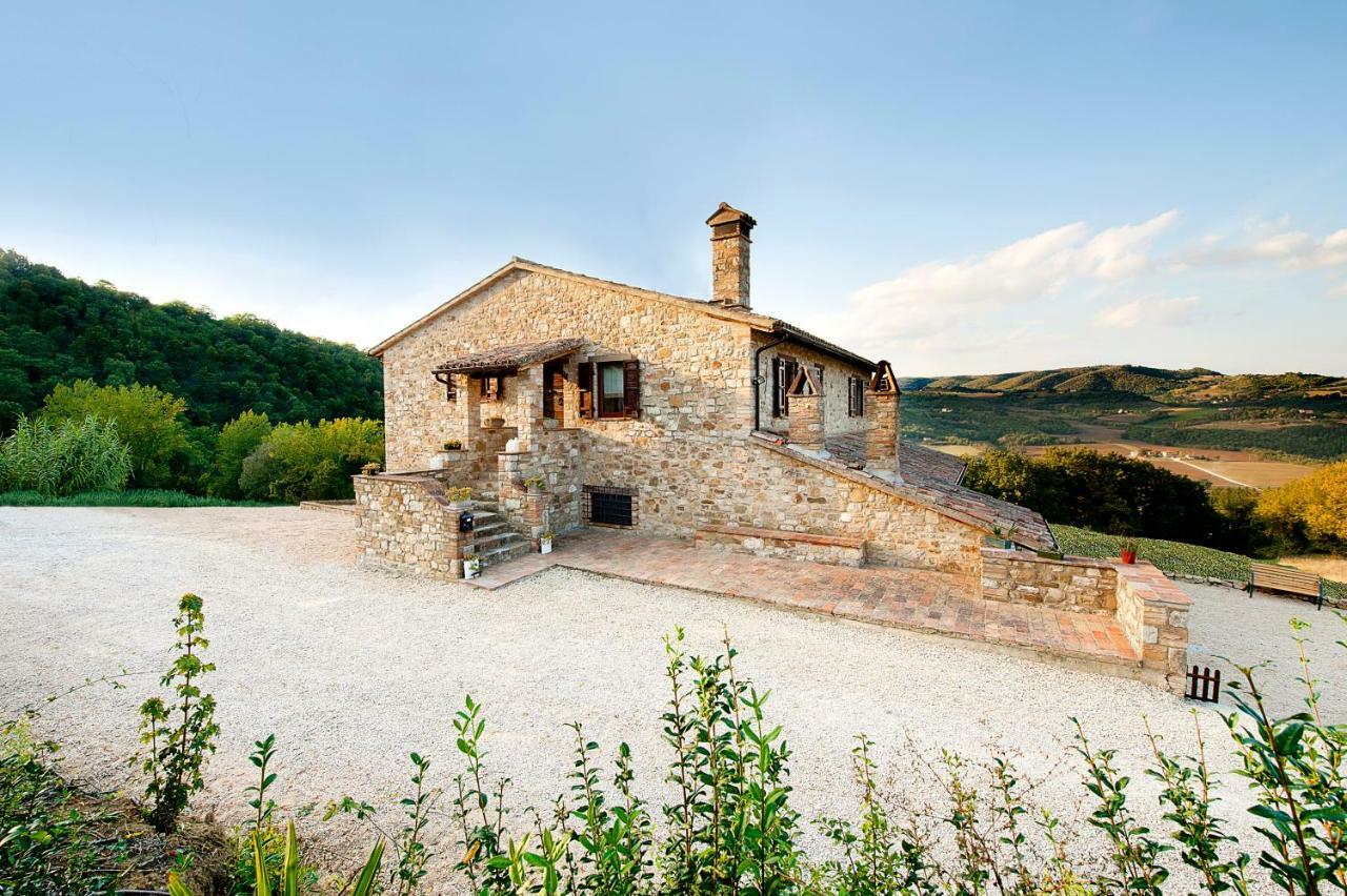 Casale Le Orme Bed and Breakfast Todi Exteriör bild